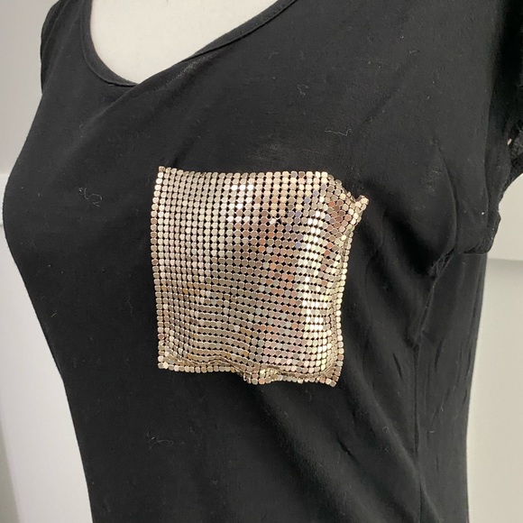 Forever 21 Chain Pocket Tee - Picture 2 of 5